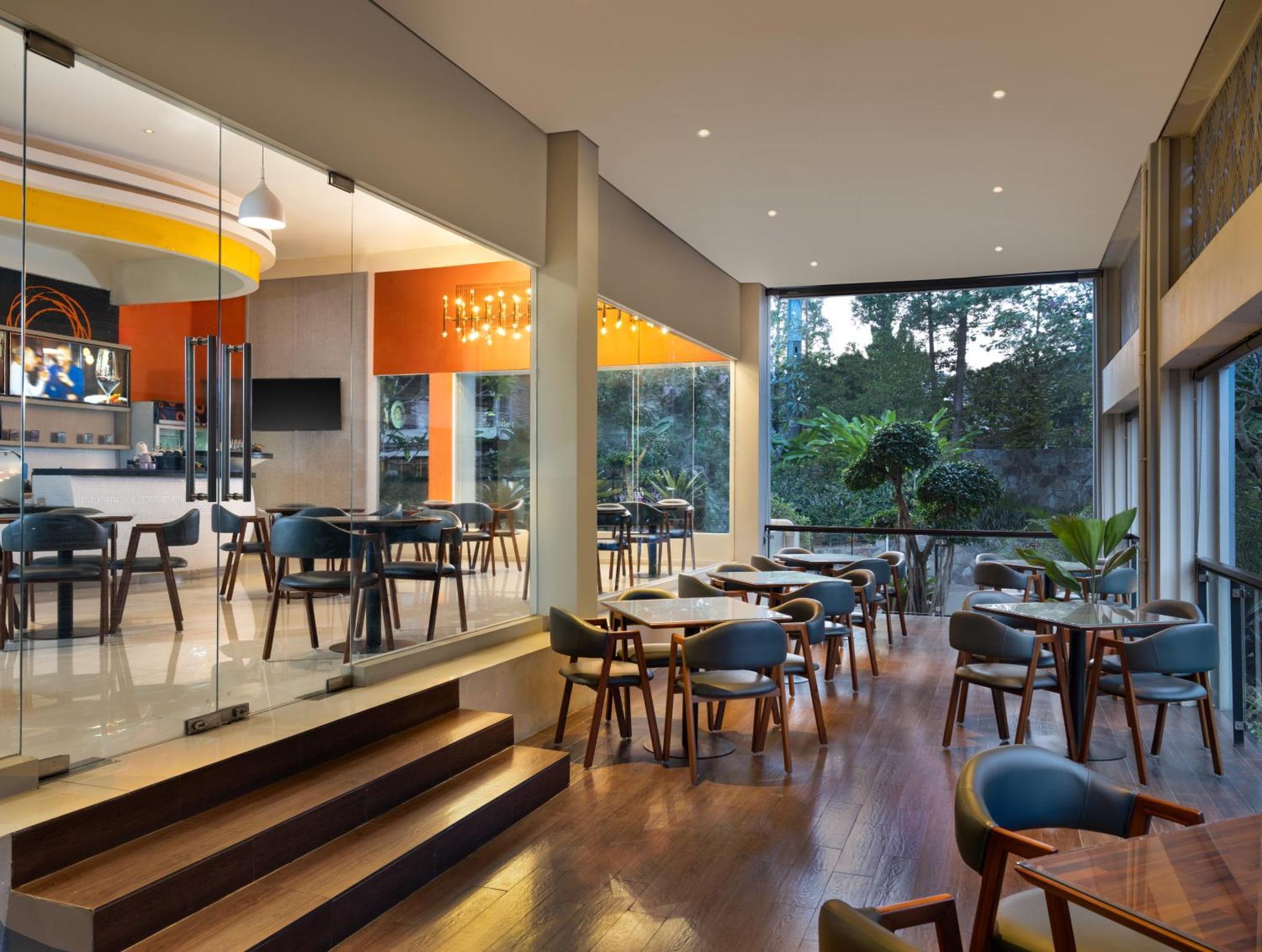 Sheraton Bandung Hotel & Towers Εξωτερικό φωτογραφία